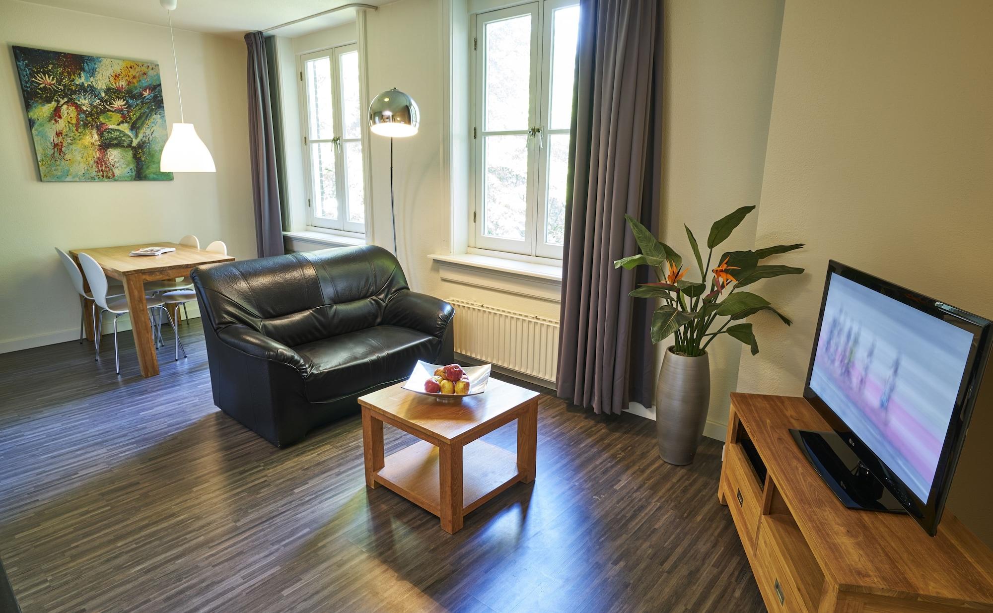 Amrath Hotel Media Park Хилверсъм Екстериор снимка